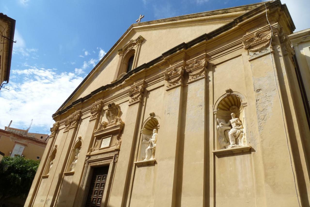 Апартаменты Astoria Tropea Centro Storico Экстерьер фото